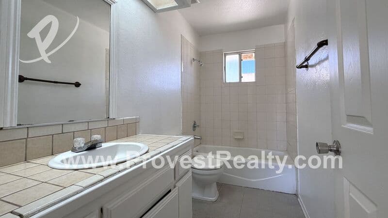 Apple Valley House: 20236 Pawhuska Rd