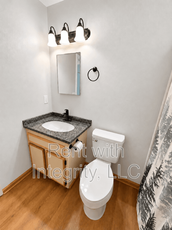 Tallahassee House: 1280 High Rd