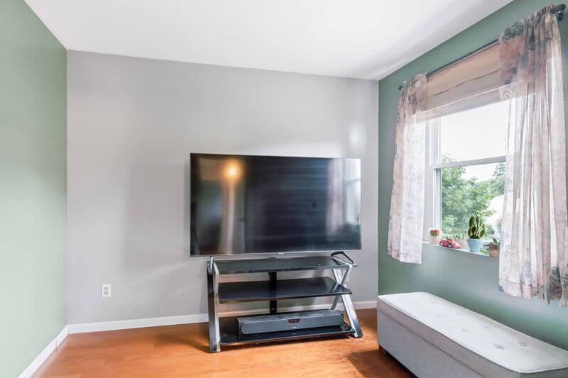 Littiz House: 24 Knollwood Drive