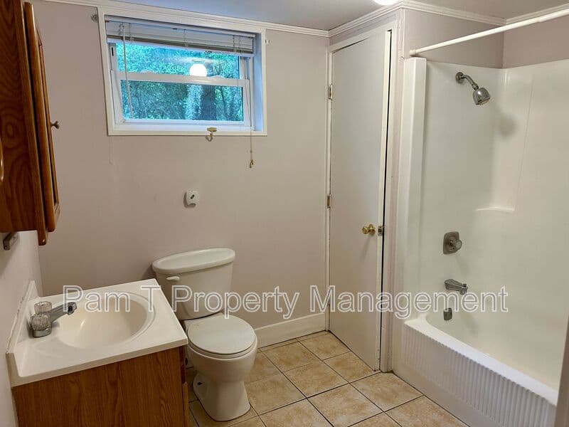 Garden City Condo: 75 Rommel Ave