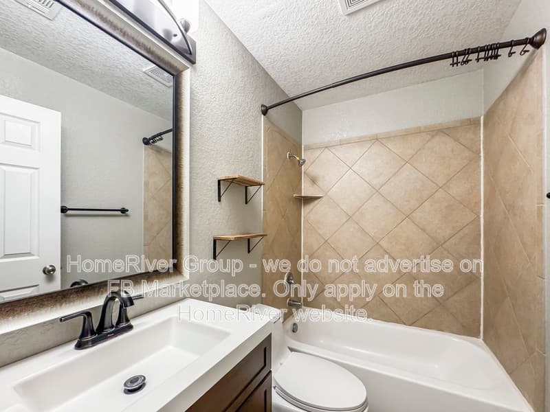 San Antonio House: 11314 Estufa Cyn