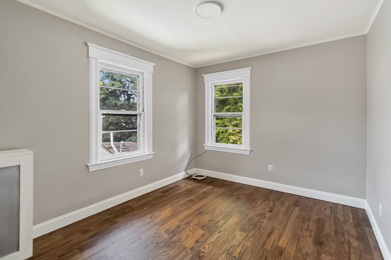 Montclair House: 99 Lincoln Street