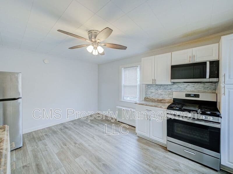 Bound Brook Condo: 407 Longwood Ave