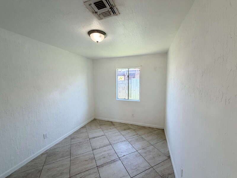 Coolidge Condo: 372 West Northern Avenue