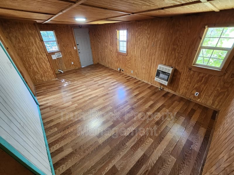 Asher House: 109 Osage Street (Asher)
