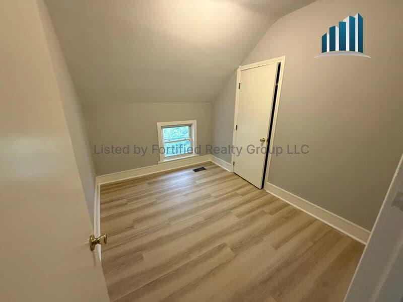 Fall River Condo: 25 Palmer St