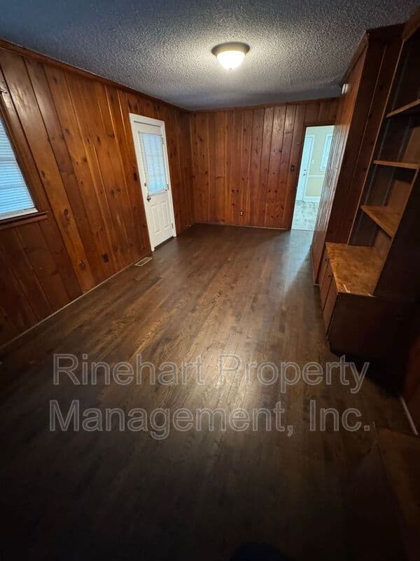Rock Hill House: 1042 Westover Circle