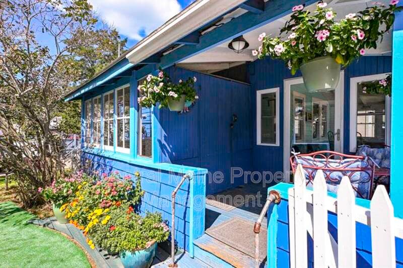 Old Orchard Beach House: 20 13th Street