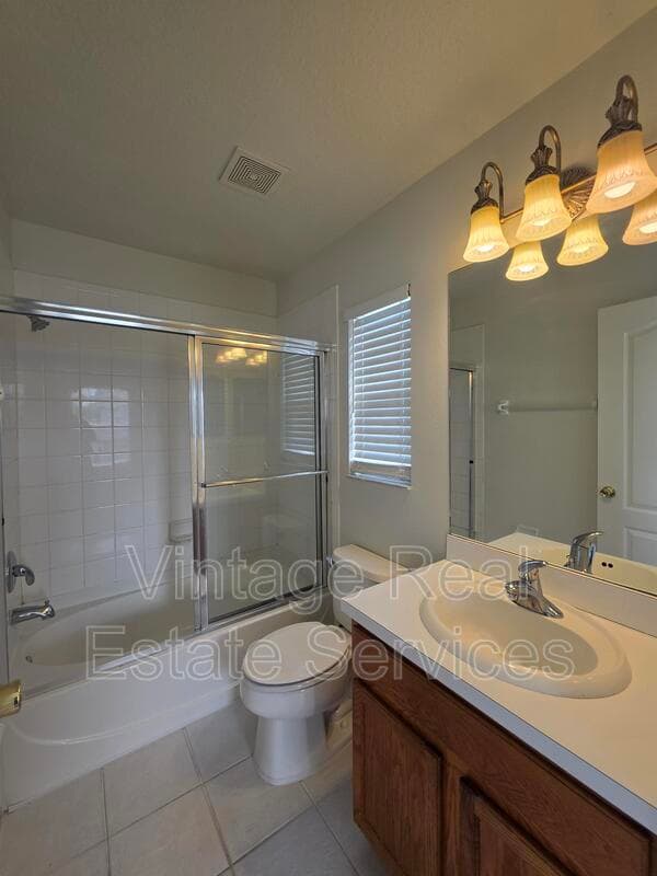 Gibsonton House: 6731 Lake Rochester Ln