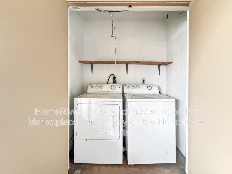 Tampa Condo: 305 E Whitehall Ct