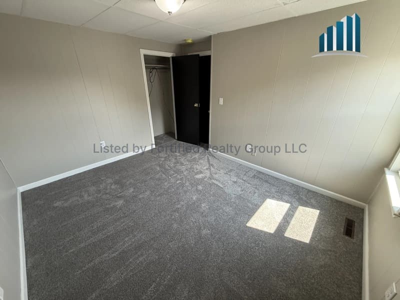 Fall River Condo: 85 Massasoit St