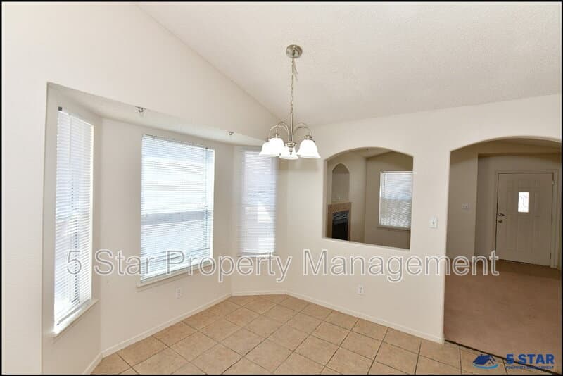 El Paso House: 3112 Tierra Ayala Drive !!
