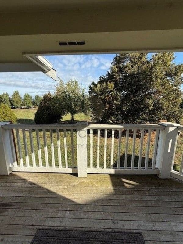 Lynden Condo: 236 West Maberry Drive - 1