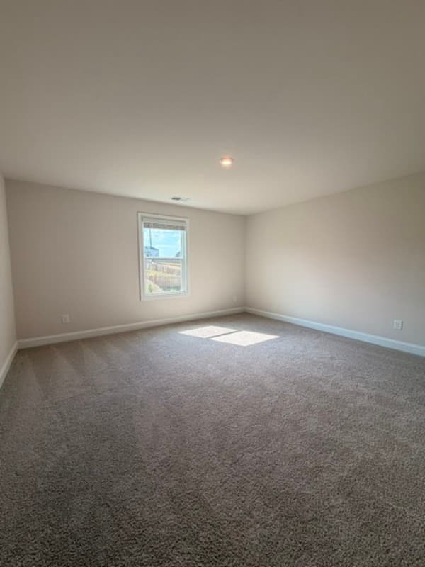 Lexington House: 3046 Snail Seed Trail