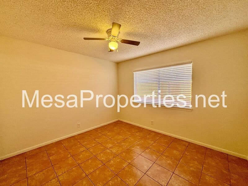 Apple Valley Condo: 21480 Laguna Rd.