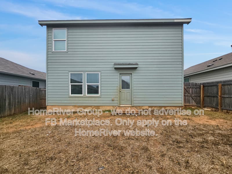 New Braunfels House: 2442 Broken Arrow