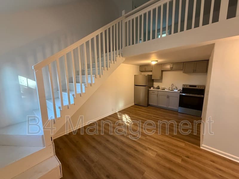 Spartanburg Condo: 1844 E Main Street