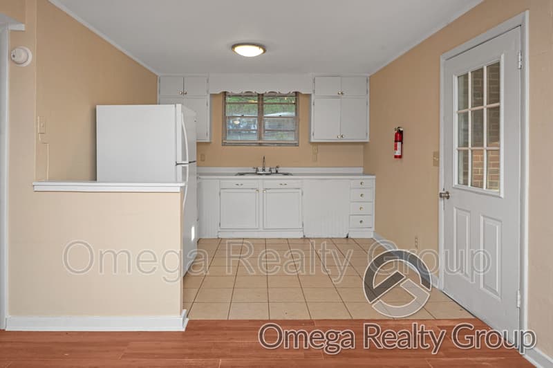 Alabaster Condo: 53 Robinson Dr