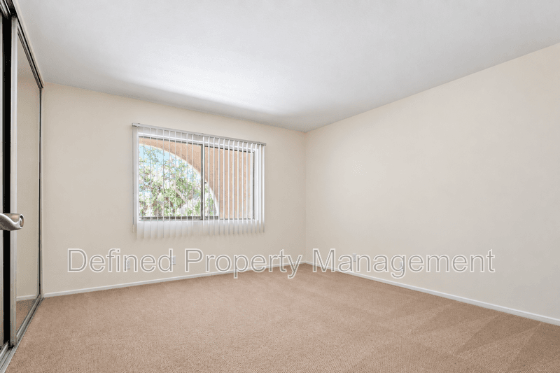 Sherman Oaks Condo: 4701 NATICK AVE