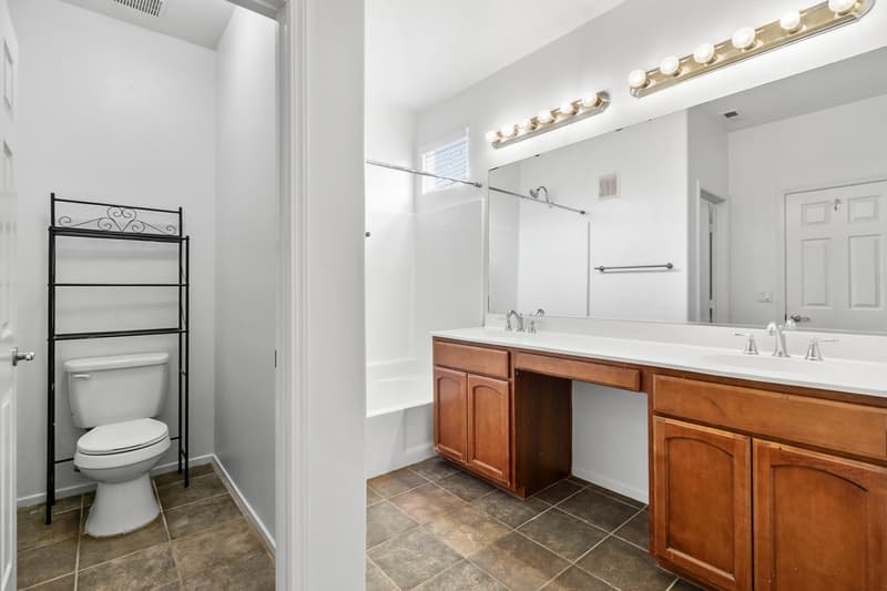 Oceanside Condo: 308 Island Way 1