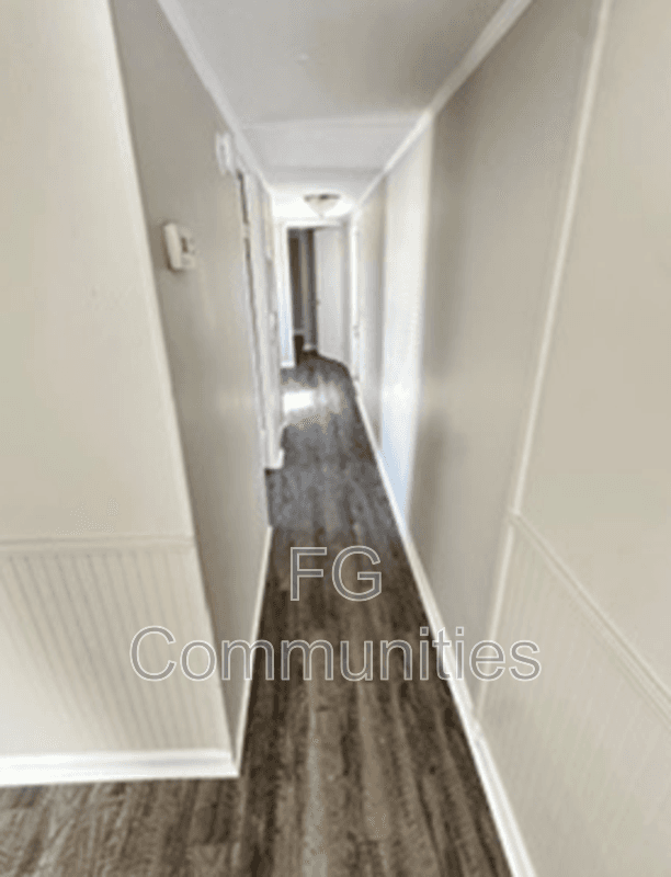 Statesville House: 116 Suzanne Ln