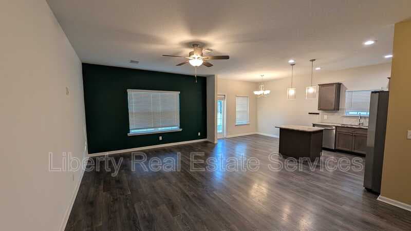 Hinesville House: 86 Brightleaf Cir