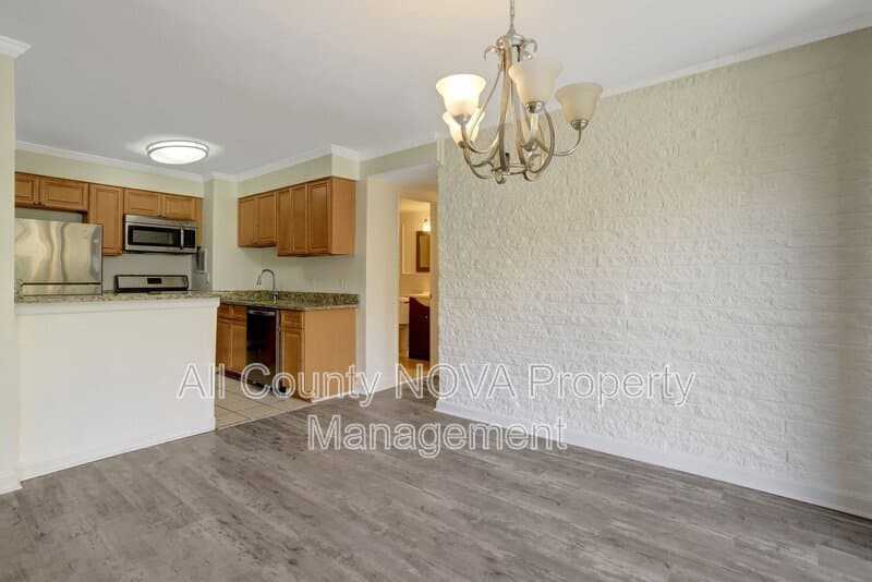 Alexandria Condo: 4 S Van Dorn St