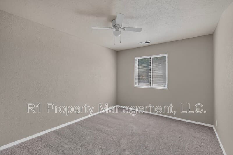 Rio Rancho House: 209 Villa Verde Drive Southeast