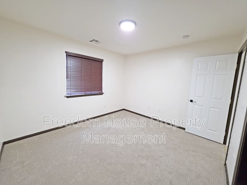 Pahrump House: 410 East Bellville Road