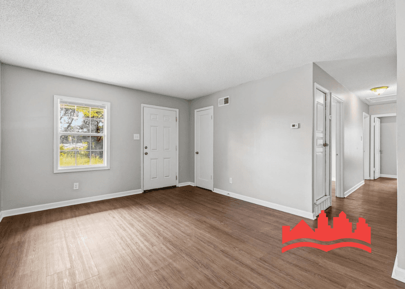 Memphis House: 630 Mohawk Ave