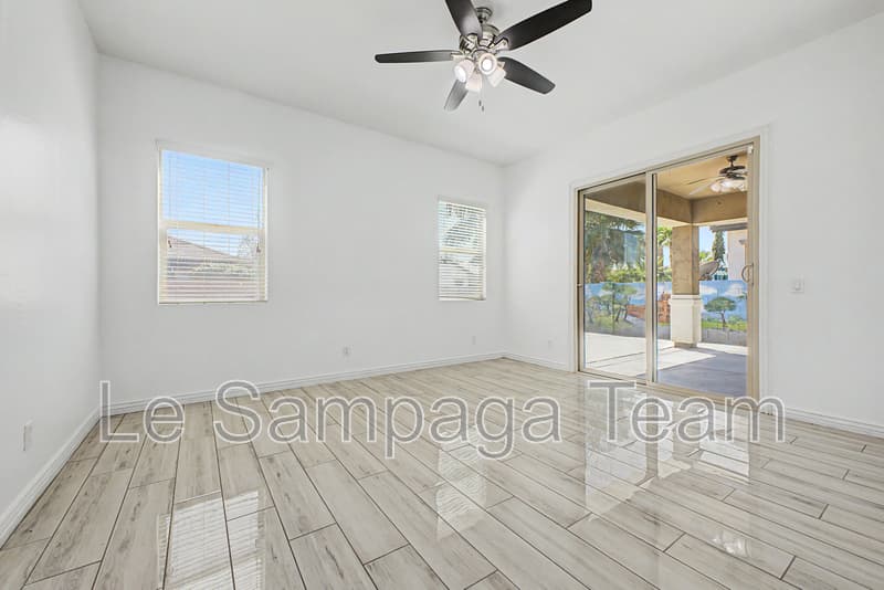 Queen Creek House: 20289 E RAVEN DR