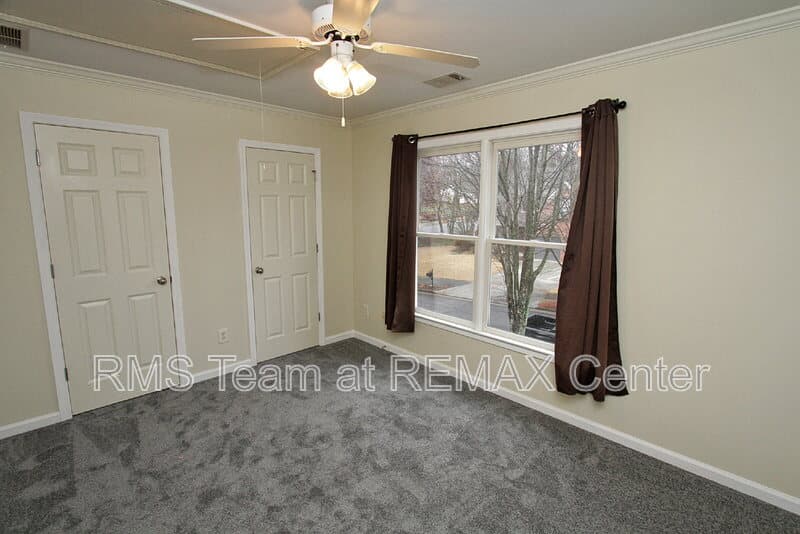 Atlanta House: 1360 Eastgate Ct SE