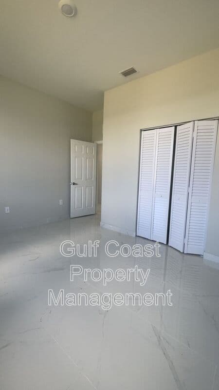 Cape Coral House: 1114 NW 22nd Terrace