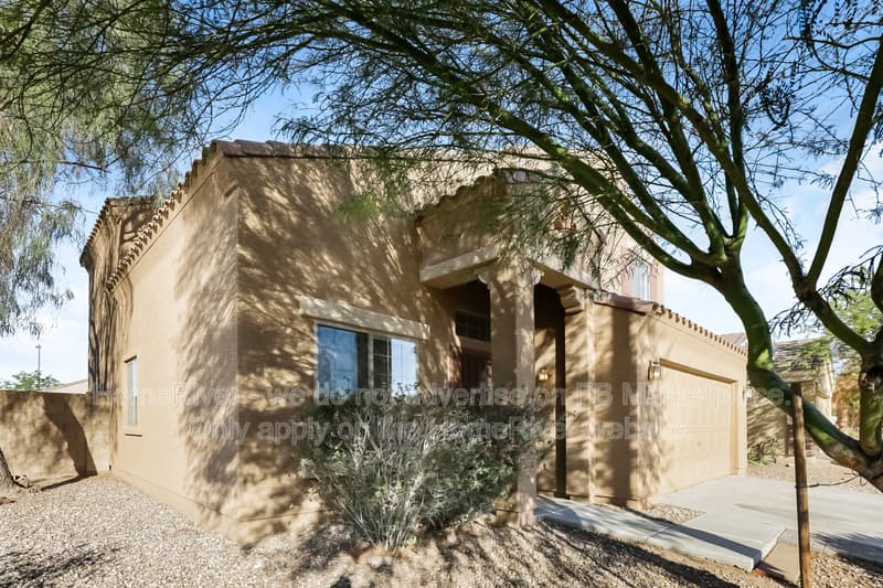 Buckeye House: 5848 S 236th Dr