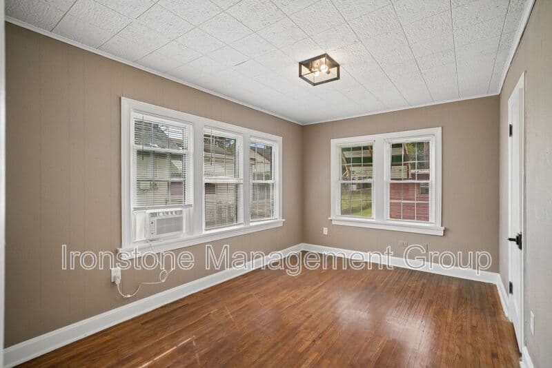 Tulsa House: 1412 S Florence Place
