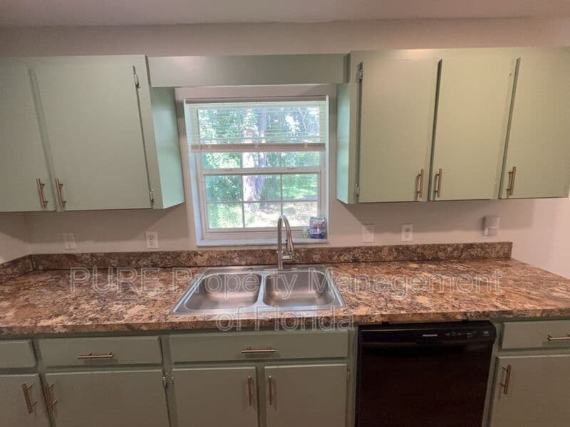 Ocala House: 53 Pecan Run Dr