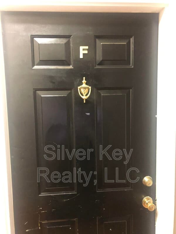 Athens Condo: 217 E. Washington Ave