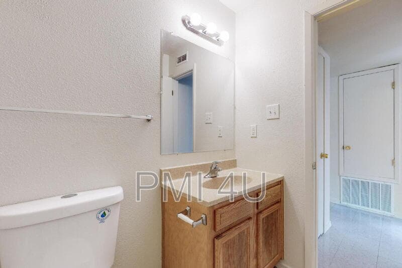 Albuquerque Condo: 227 Tennessee St NE