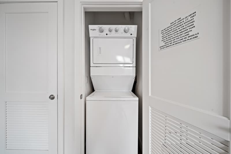 Orange Condo: 72 S Essex Ave, City of Orange, NJ 07050 - 218