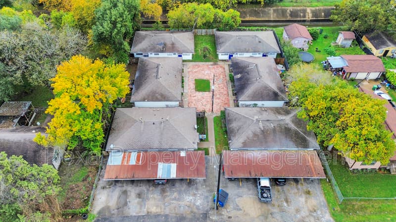 Houston Condo: 5606 Harvard St.