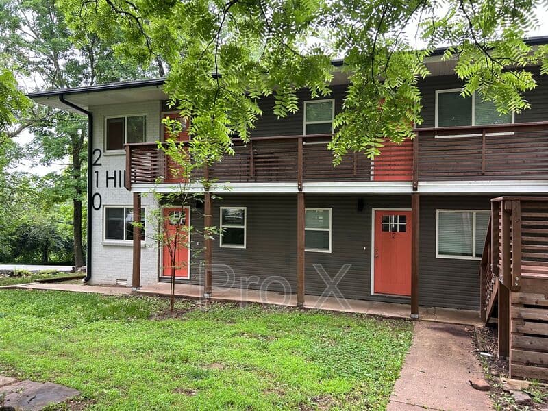 Fayetteville Condo: 210 S Hill Ave