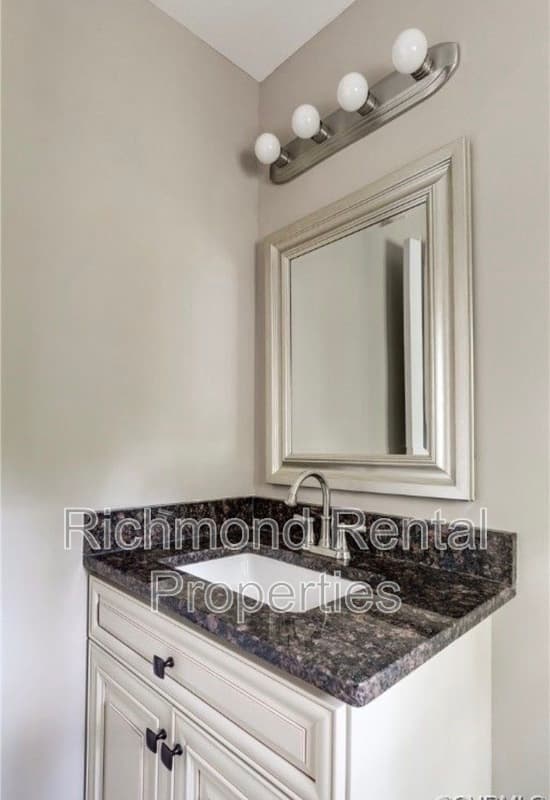 Richmond House: 3117 2nd Avenue