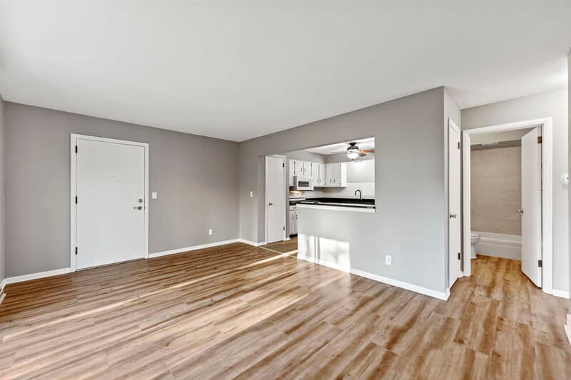 Rockford Condo: 3111 Jacqueline Drive - 2