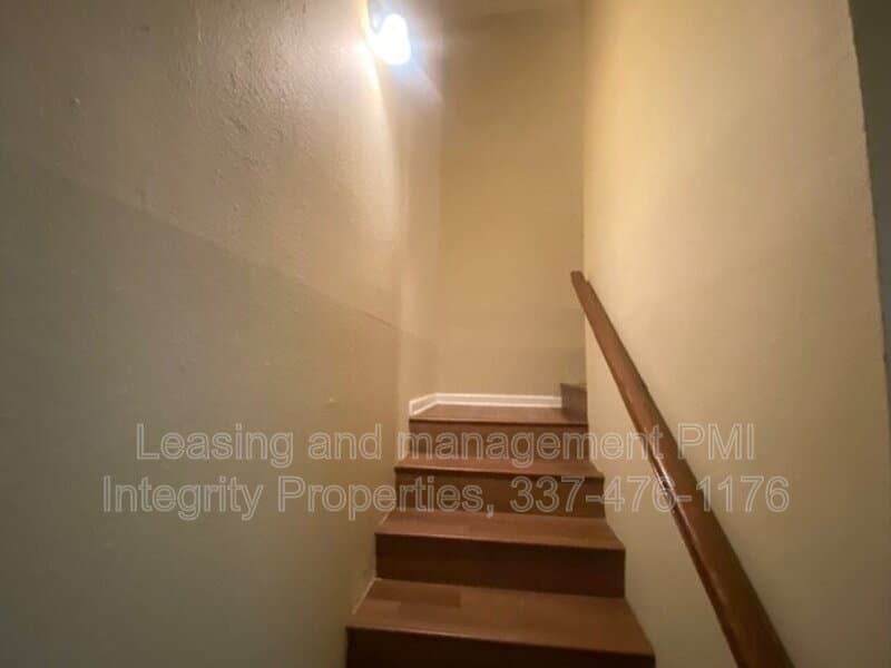 Lafayette Townhome: 25 Morning Glory Sq