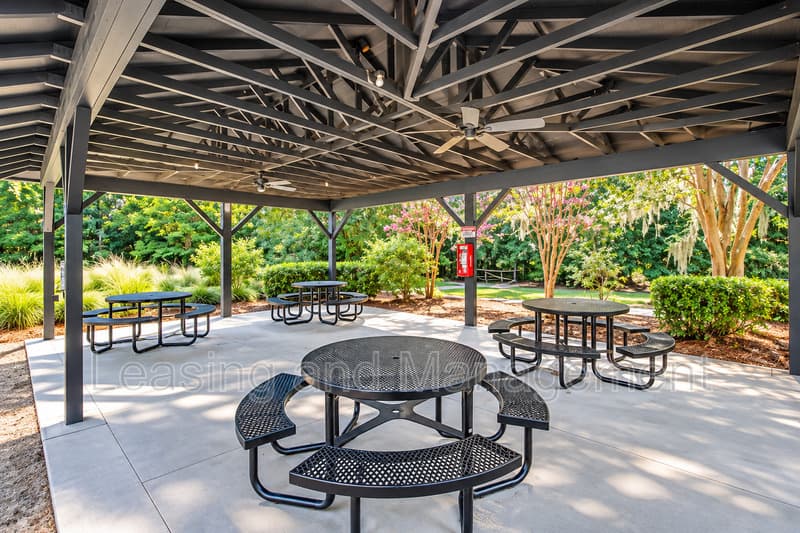North Charleston House: 8811 Kellum Drive