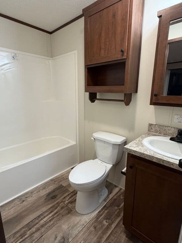 Belleville Condo: 2414 E Main St