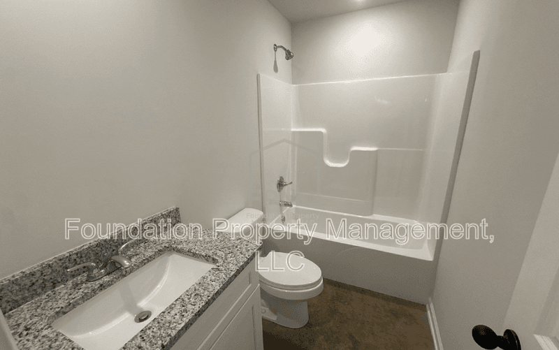 West Memphis House: 311 Westree Street