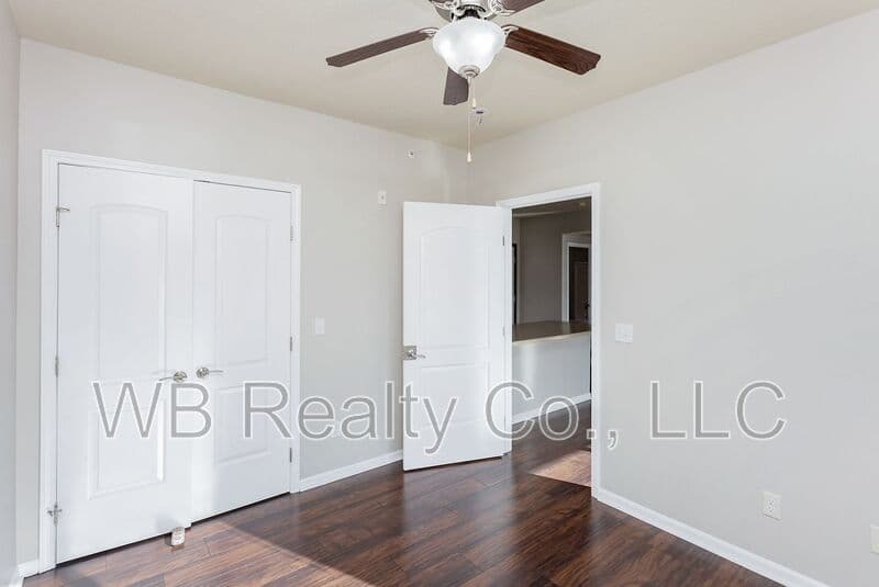 Grimes Condo: 1951 N James St