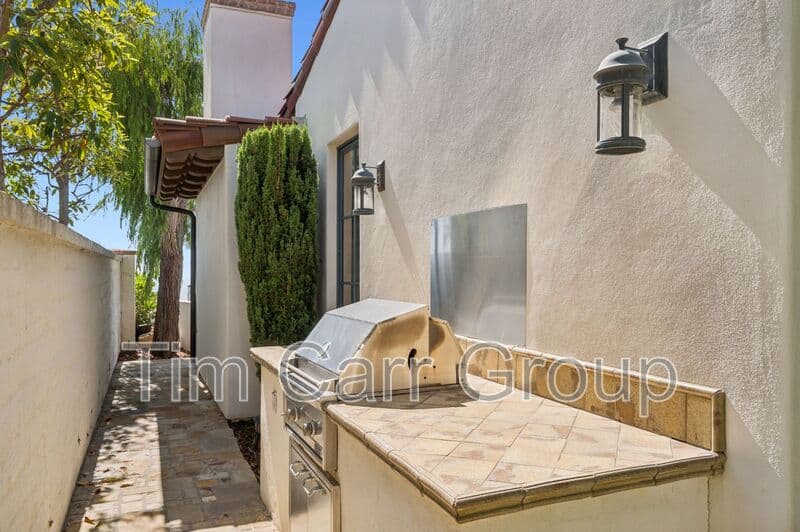 Newport Coast House: 28 Cliffhouse Bluff