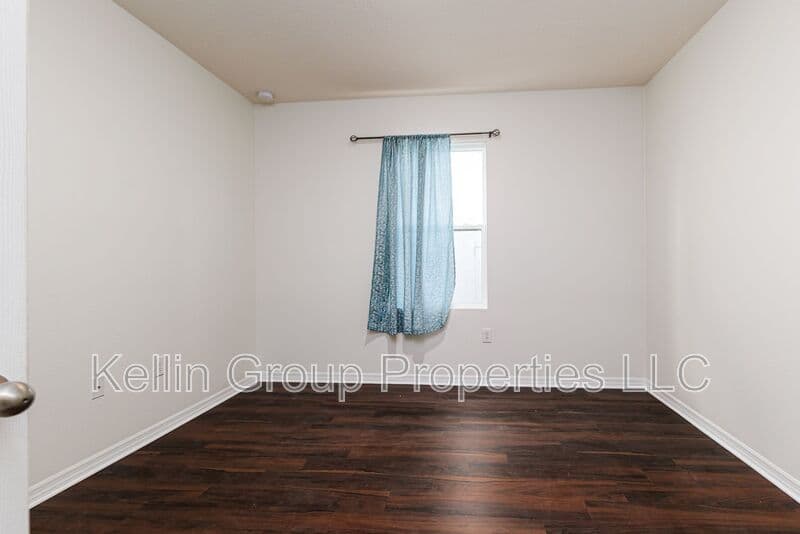 Haines City House: 972 Serchio St